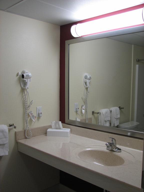Liberty Lodge Williamsport Phòng bức ảnh