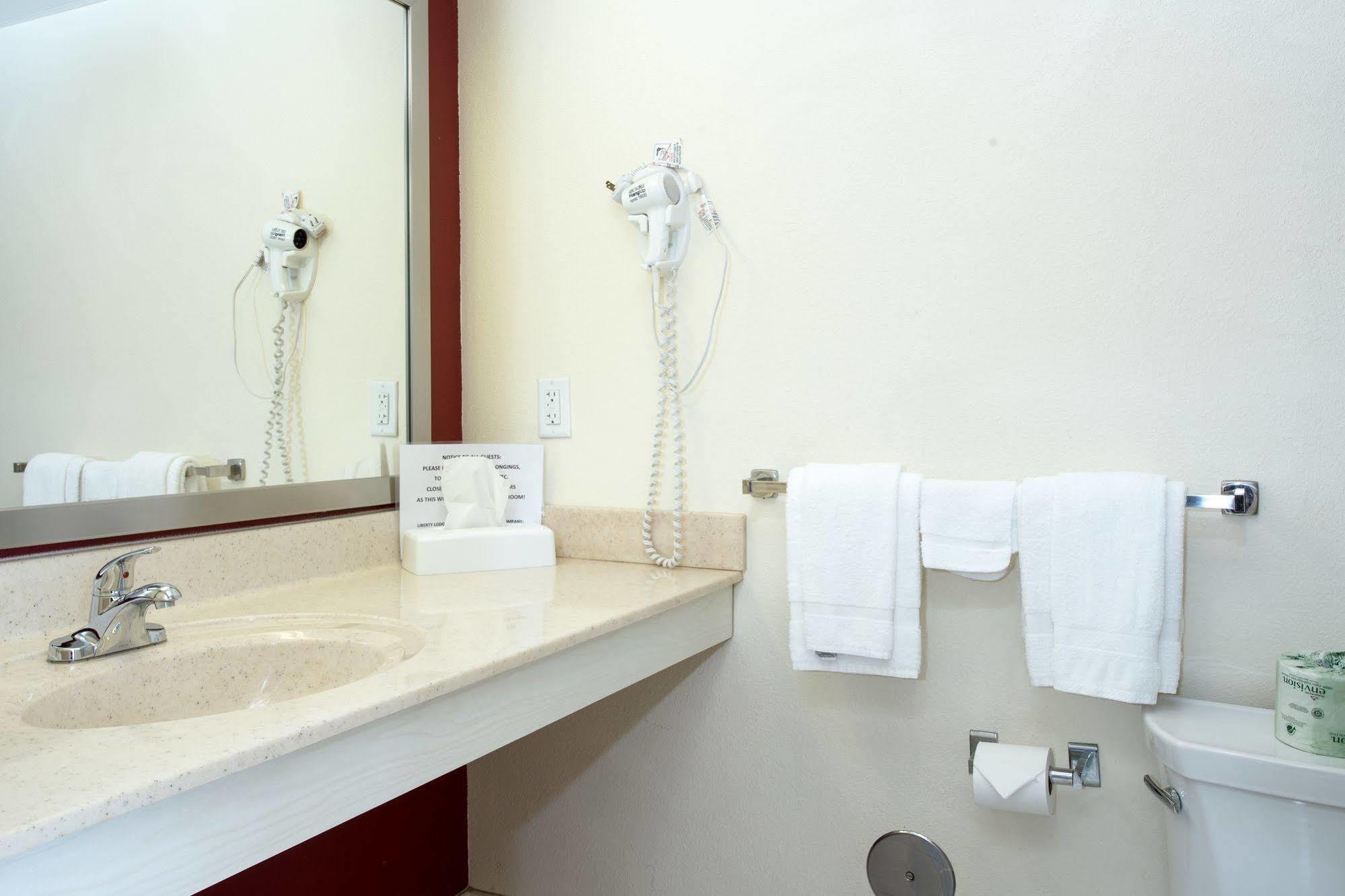 Liberty Lodge Williamsport Ngoại thất bức ảnh